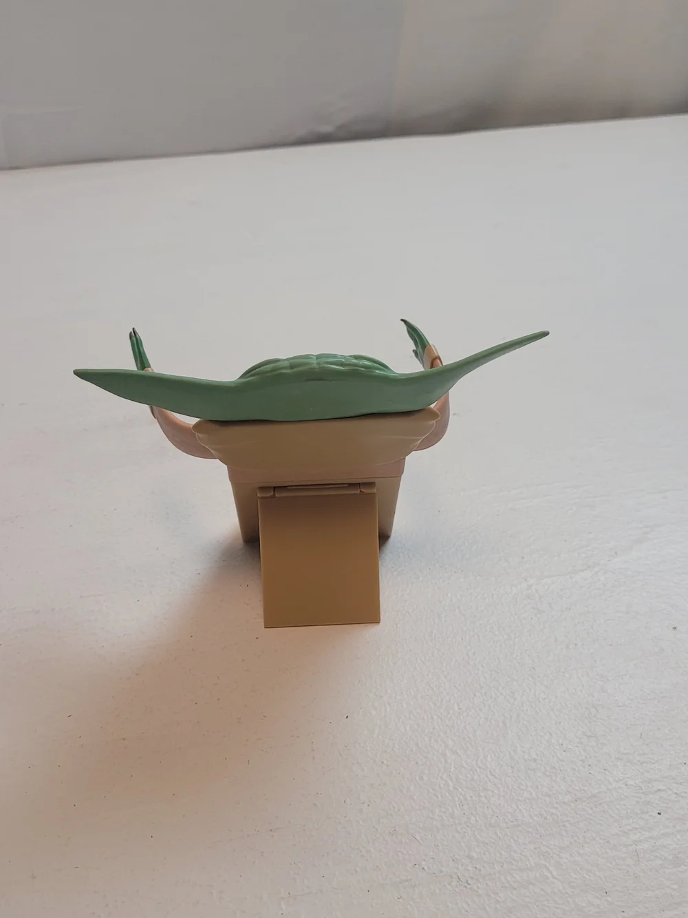 Star Wars The Mandalorian Grogu (Baby Yoda) flexi phone holder and stand